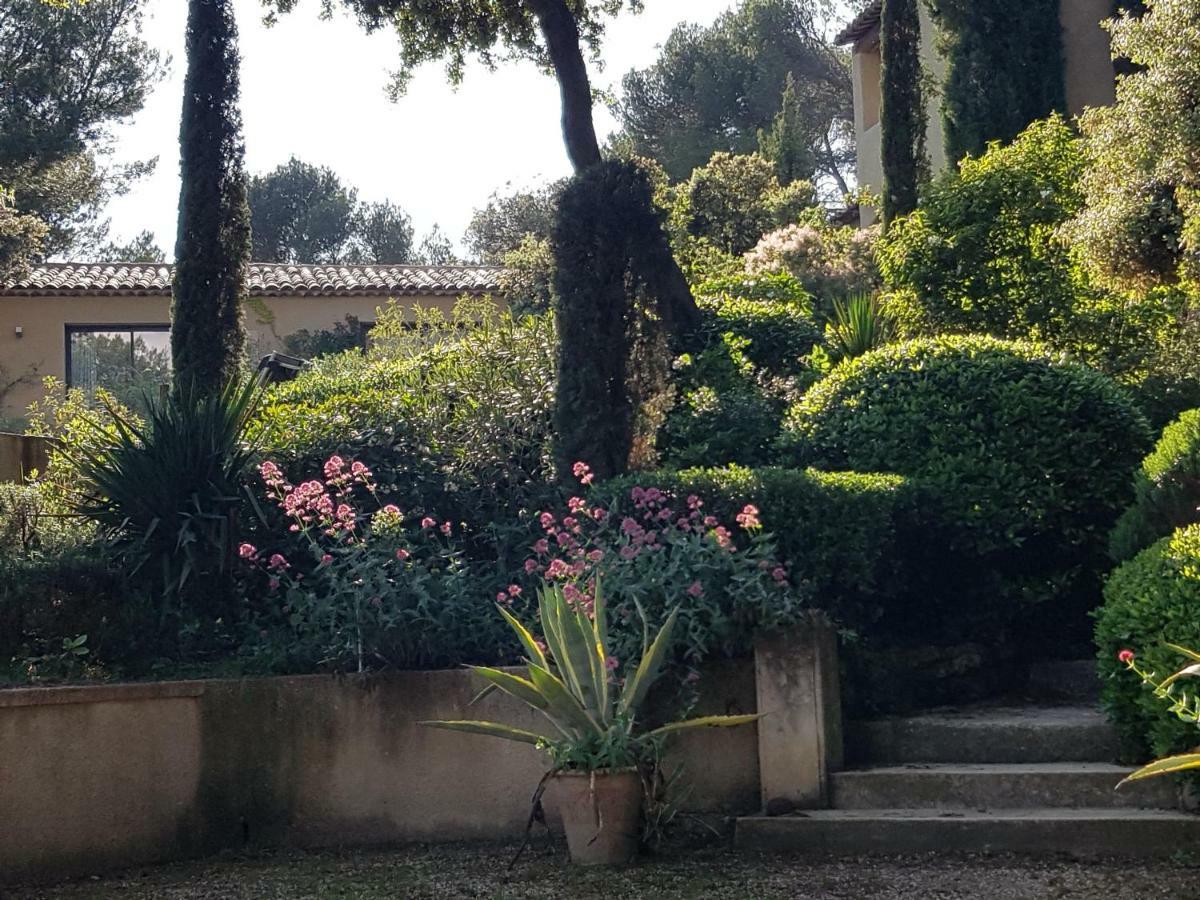 Vaugines La Maison De Charlie المظهر الخارجي الصورة